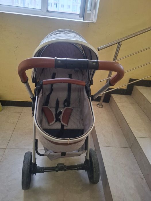 Коляска в хорошем состаянии
