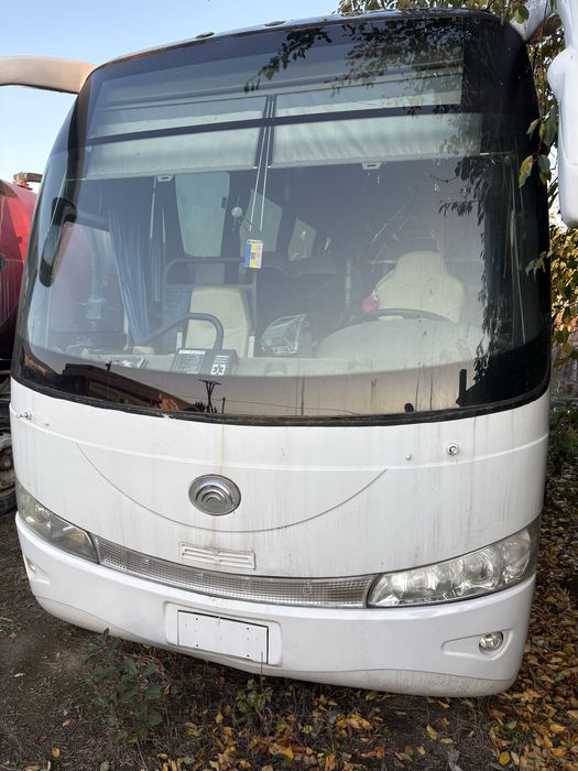 Autocar Yutong 37 loc motor cumins !!