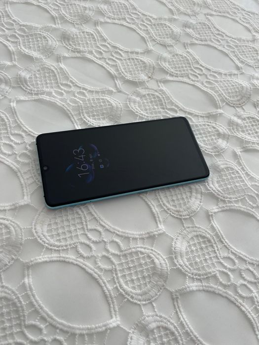 HUAWEI  P30 în stare foarte bună