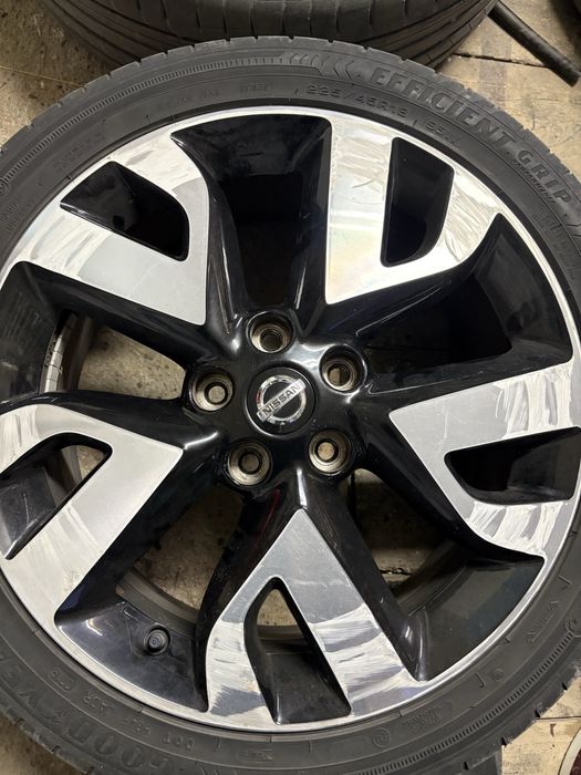 Гуми с джанти за нисан джук