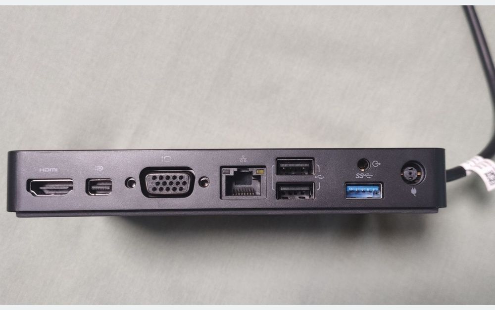 Оригинални Dell зарядни + Dock WD15 (USB-C, 90W / 130W / 180W / 240W)