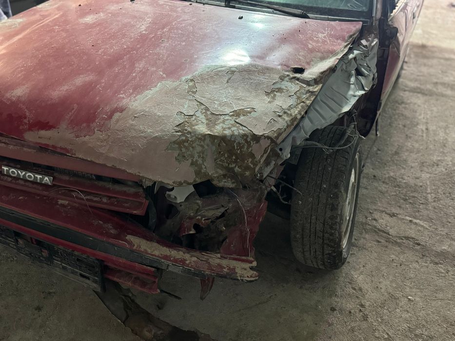 Продам toyota carina2