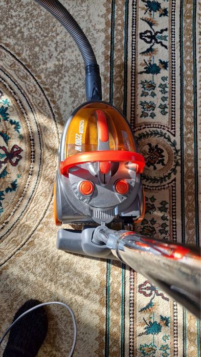 Продам пылесос в отличном состоянии