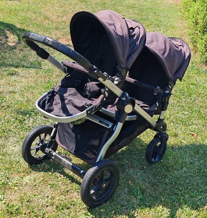 Двойна количка за породени деца или близнаци. + кош за новородено