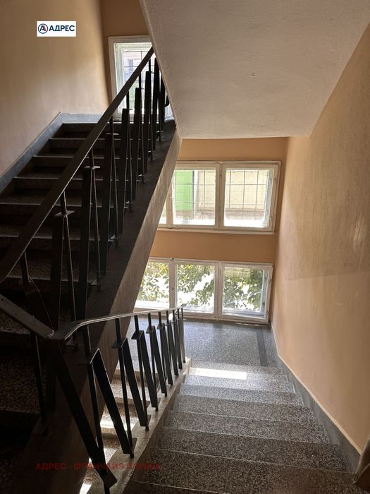 Продава се Тристаен апартамент в Плевен, Широк център - 115 кв.м за 1948 €/кв.м - Снимка #9