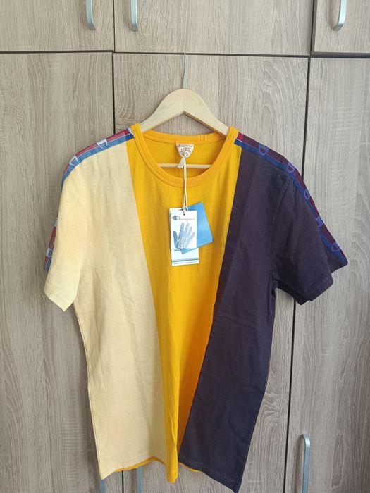 Нова тениска Champion