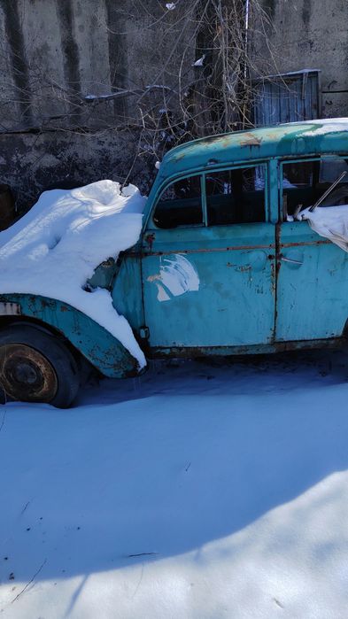 Москвич401 продам