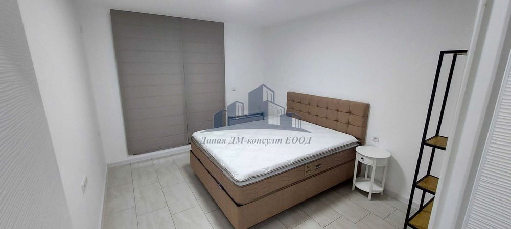 3-стаен в Шумен-5-ти полк площ 90 цена 1200