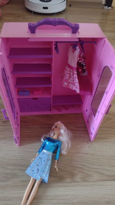 Кукла Барби с гардероб
