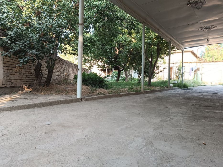 Срочно продается участок 5 комната  Srochna 5 xonali uchastka sotiladi