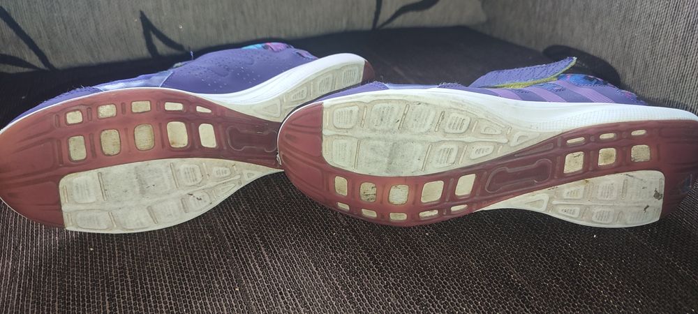 Маратонки 37 номер