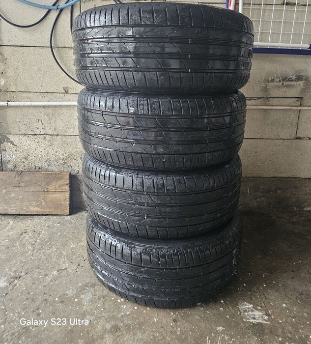 Anvelope Hankook 245 45 19