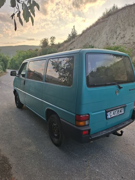 VW Caravelle 2.4 D