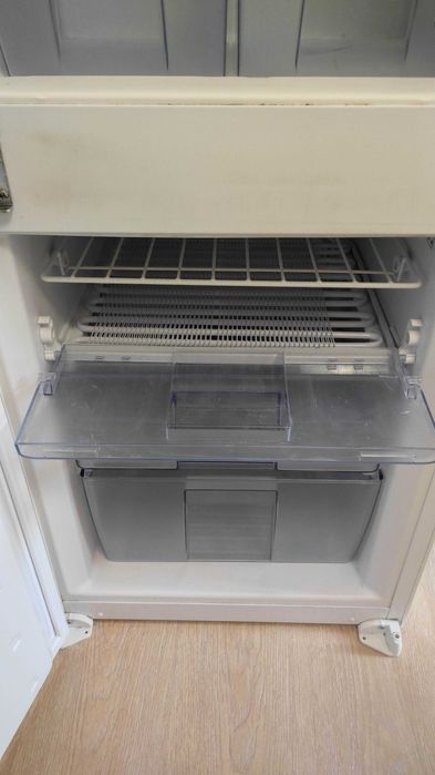 Хладилник за вграждане finlux