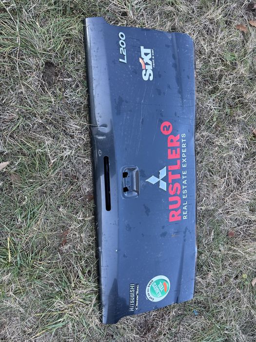 Hayon mitsubishi l 200.