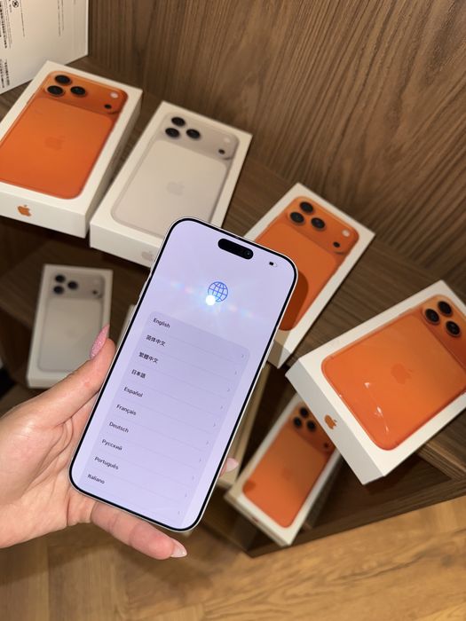 iPHONE 17 PRO И iPHONE 17 PRO MAX нови неотваряна кутия с гаранция