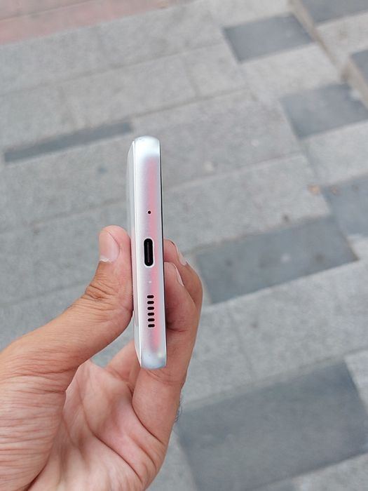 Samsung A33 128GB srochna sotiladi