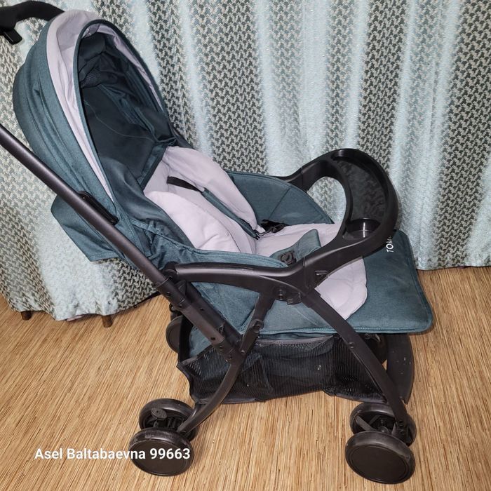 Продаю  коляску.