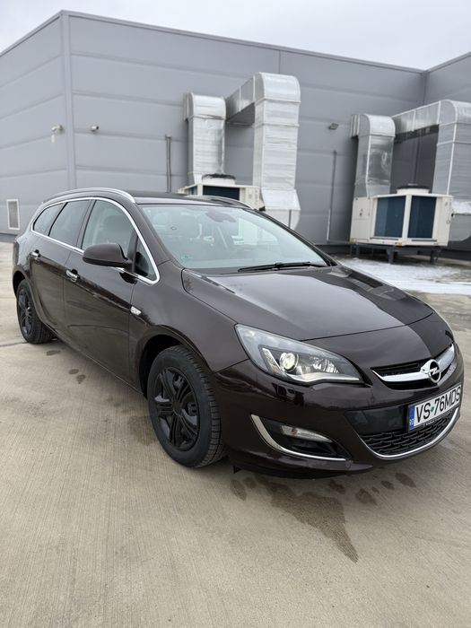 Vand Opel Astra J 2.0 2013 CDTI Sports Tourer