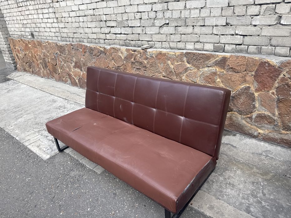 Продам диван для офиса раскладной