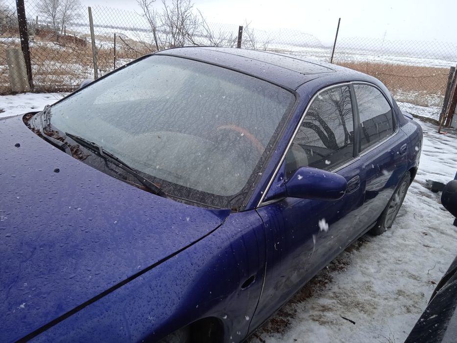 Автомобиль Mazda Xedos 6