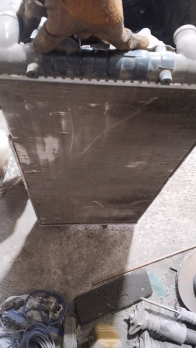 Радиатор  пассат