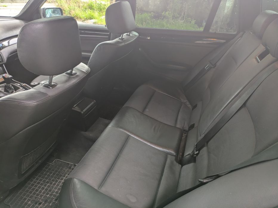 Vând bmw e46 accept și unele schimburi