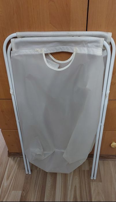 Кантейнер  для грязного белья