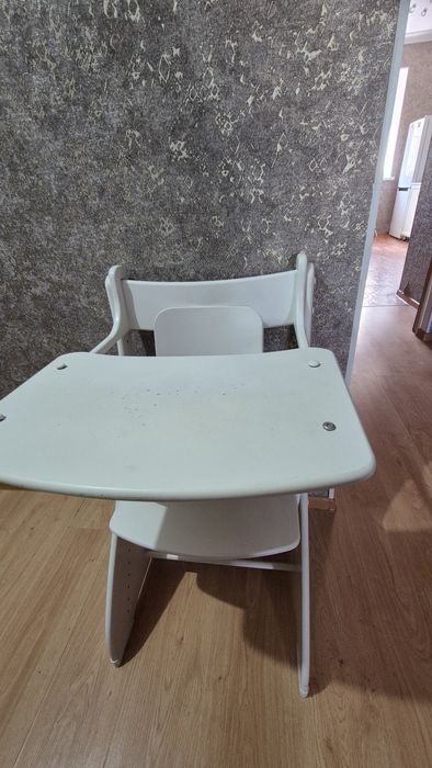 Продам стульчик дерево