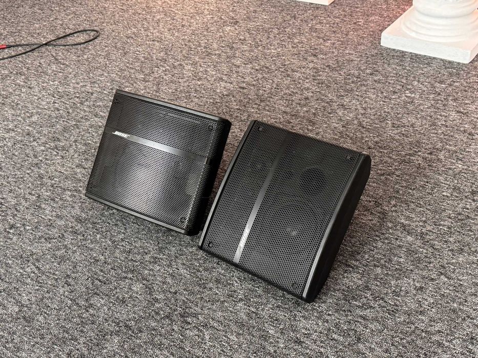 4x monitoare de scena BOSE Panaray 310M - vand sau schimb cu BOSE 802 Series III