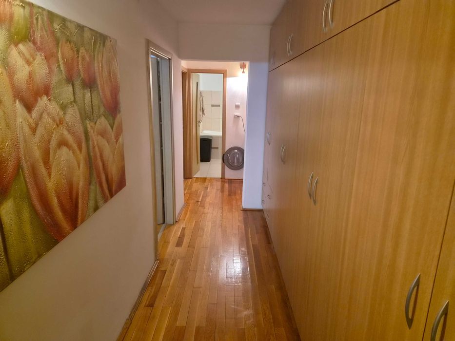 Inchiriere apartament 2 camere decomandat  zona Girocului