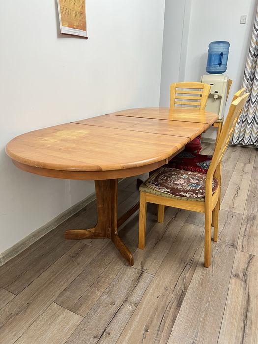 Продам стол со стульями