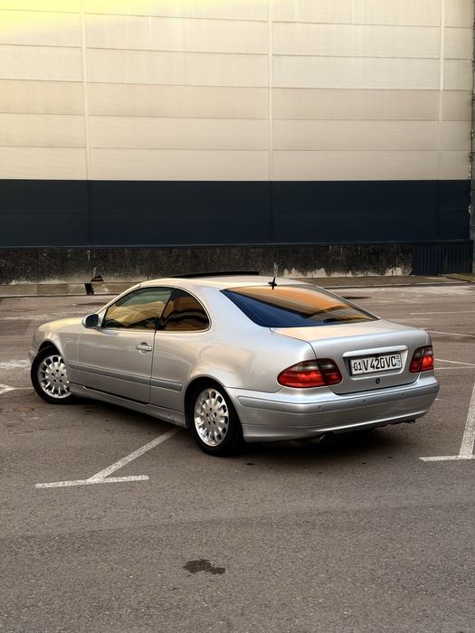 Mercedes w208 cupe