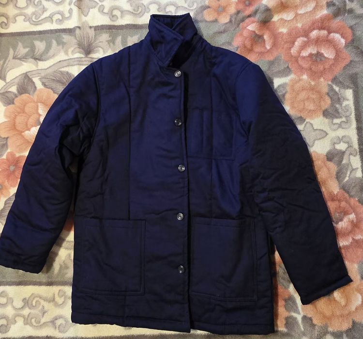 Pufoaica vatuita bleumarin inchis (marimea 52)