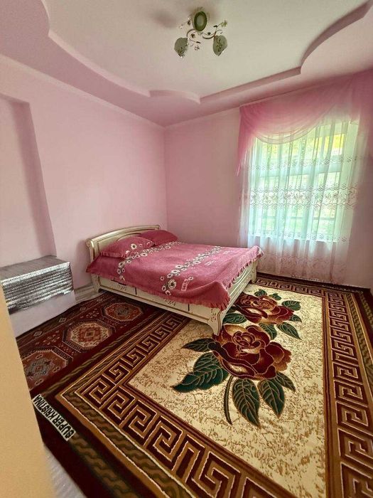 Oqtosh oilaviy dacha. Quyoshga yaqin. Faqat oila uchun!