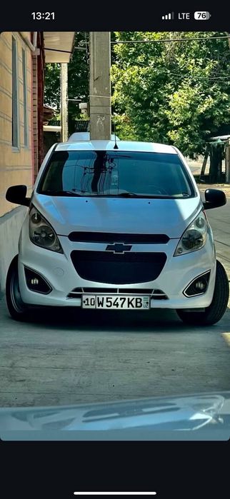 Spark sotiladi hamma narsasi naxadu moshina minishga tayyor