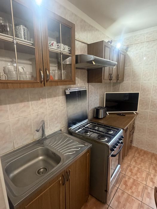 Apartament 3 camere cartier 9 Mai