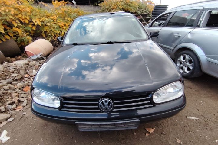 Lampa / Tripla stop stanga pe aripa Volkswagen VW Golf 2001