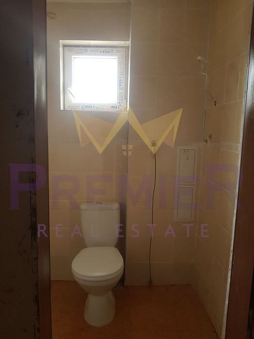 Продава се Двустаен апартамент в Варна, Цветен квартал - 45 кв.м за 1256 €/кв.м - Снимка #3