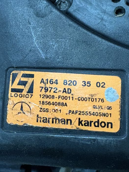 Mercedes GL  2007 година Субуфер Harman  Kardon