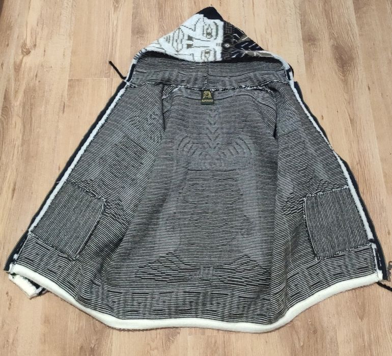 Hanorac din lână Alpaca Ecuador mărimea L