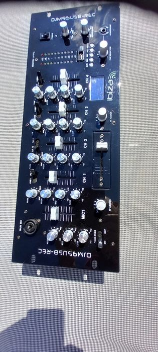 Mixer pasiv  cu USB  IBIZA