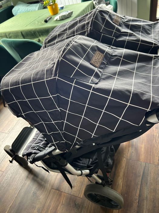 Количка за близнаци mountain buggy