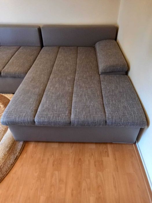 Vand coltar extensibil cu lada de depozitare pentru sufragerie