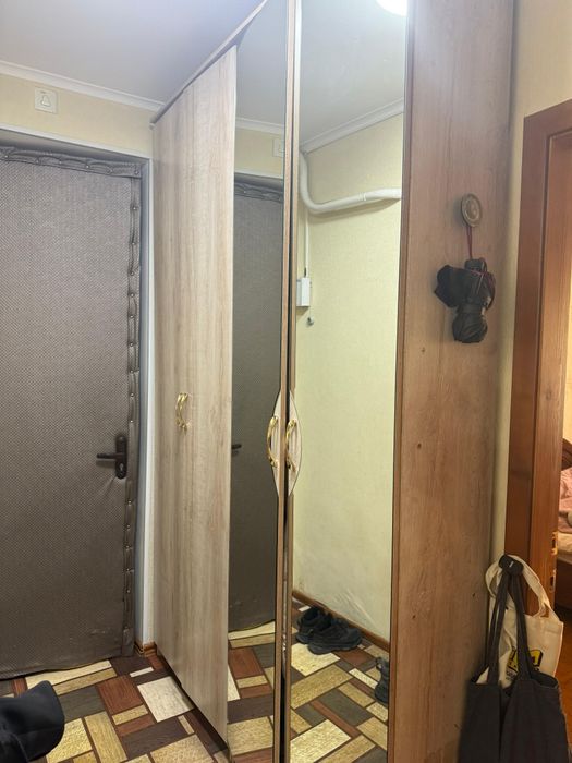 Продам шкаф, срочно, самовывоз город