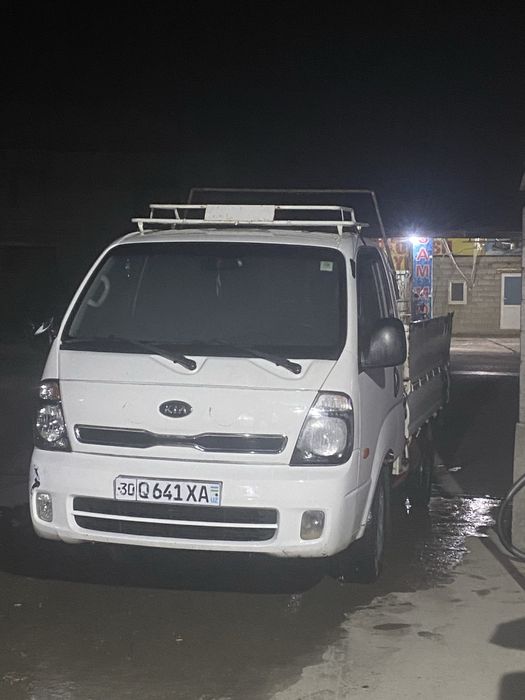 Kia bongo 3 sotiladi