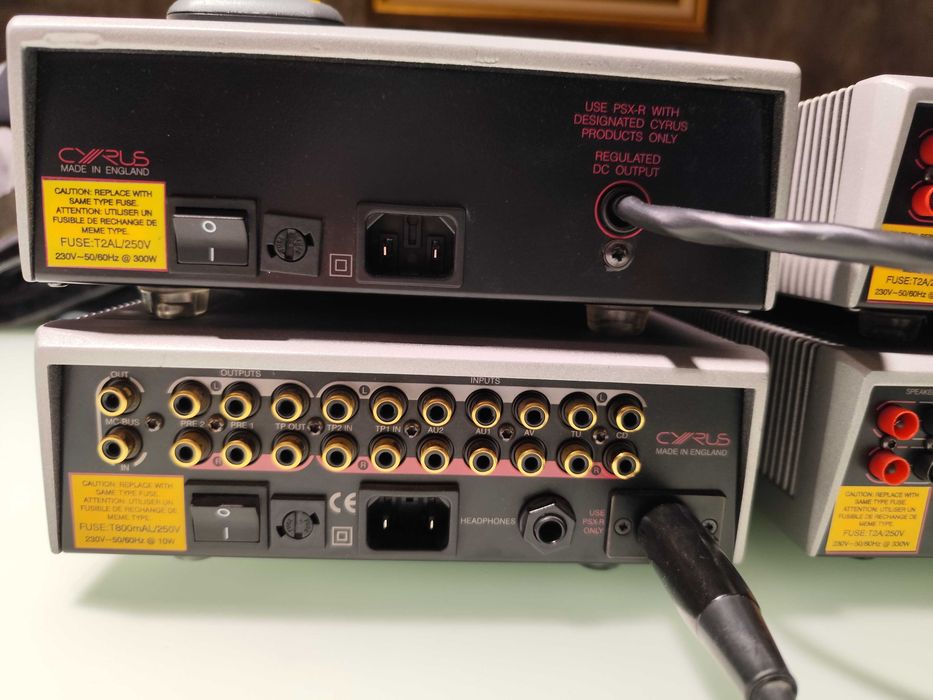 Моноблокове CYRUS mono X и предусилвател CYRUS pre X