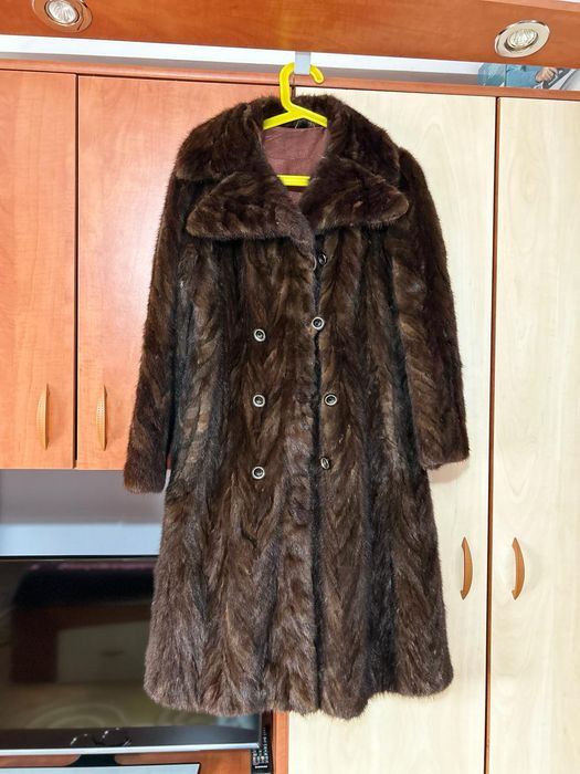 Palton damă din blană nurca
