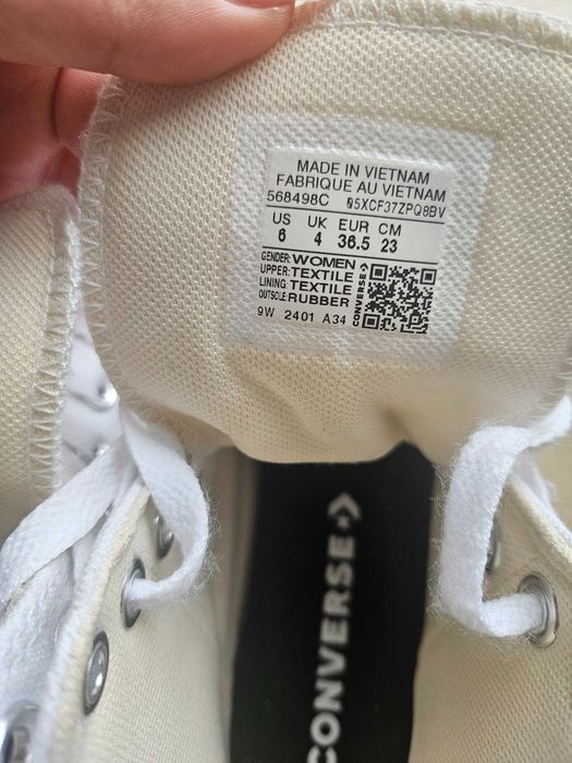 Tenesi damă converse