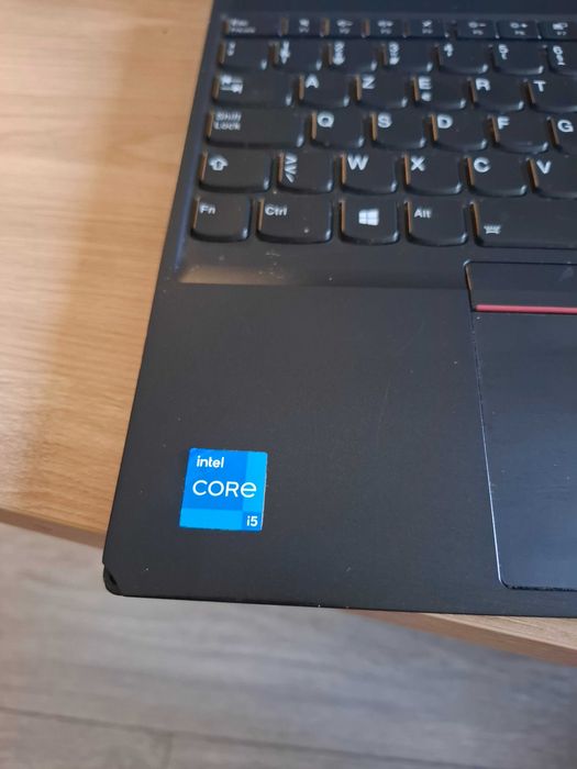 Laptop Lenovo ThinkPad 17" Windows 11Pro intel Core i5